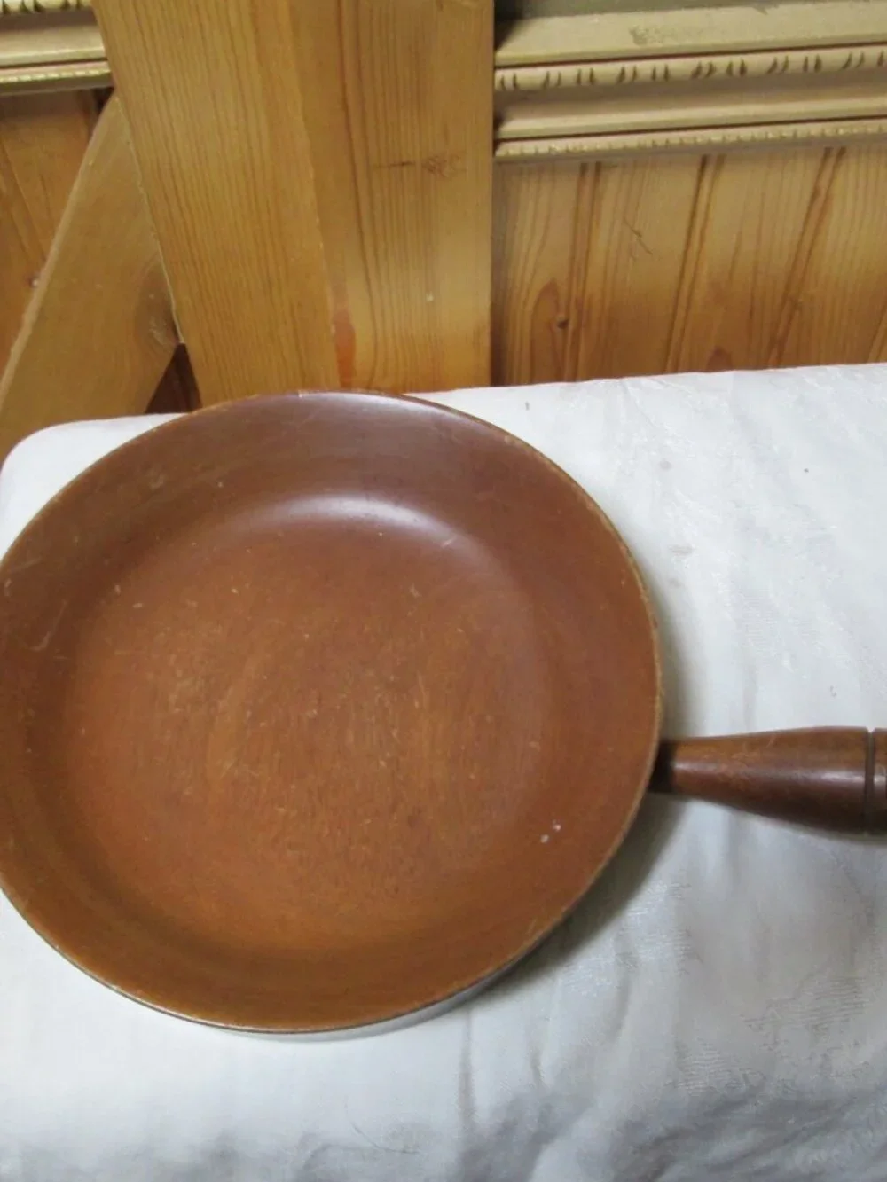 MCM teakwood handled snackbowl 60s decor